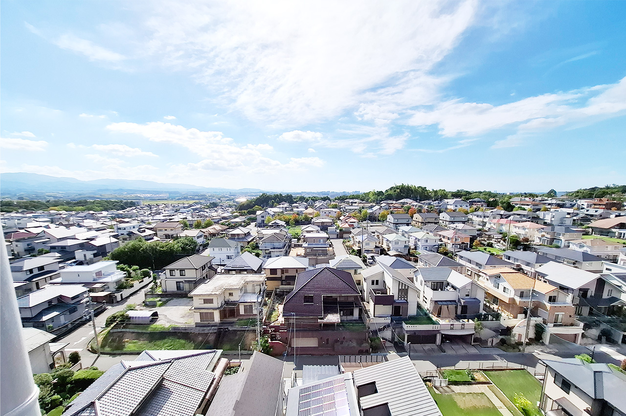 眺望:7階建ての最上階で眺望良好。