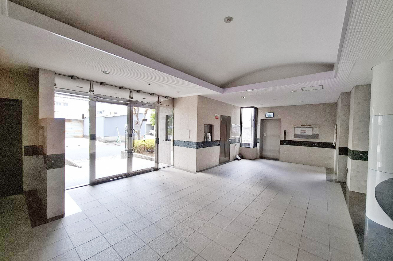 エントランスホール