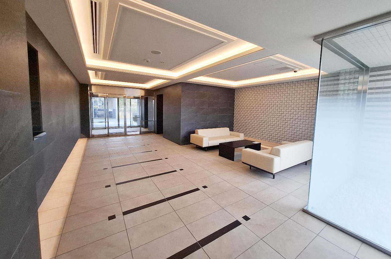 エントランスホール