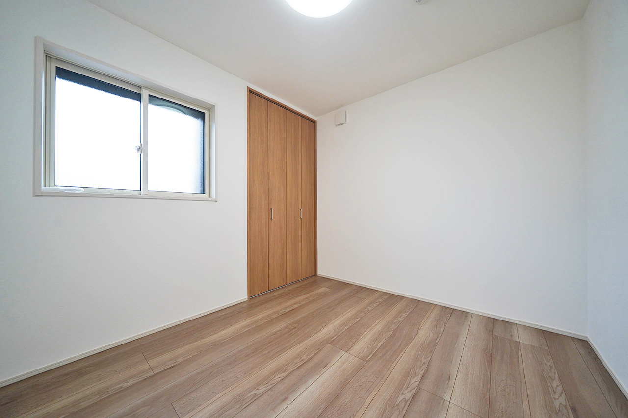 洋室（2）5.25帖