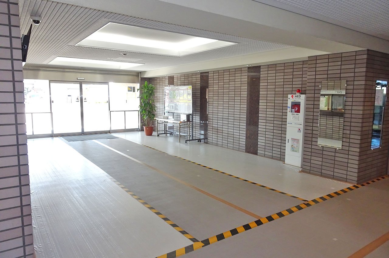 エントランスホール