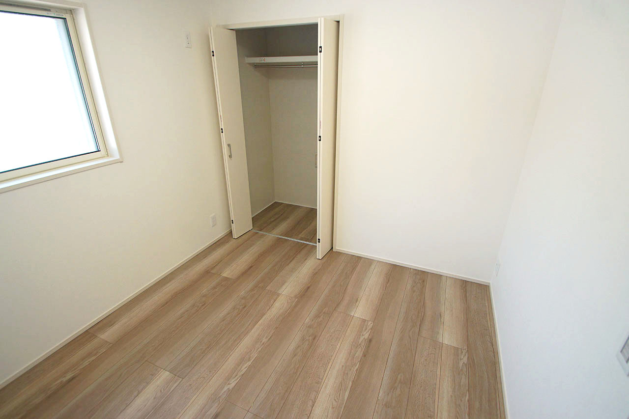 洋室（3）もクロゼット付き。