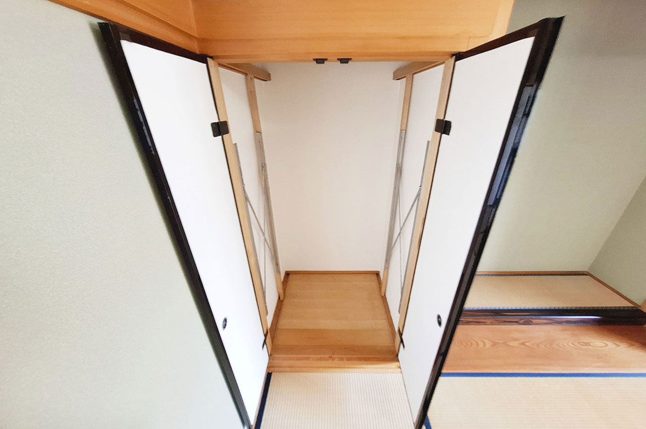 仏間：仏壇がない場合は、収納スペースとしてもご利用可能です。