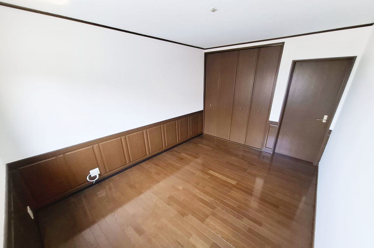 洋室②：子どもから大人までライフステージに応じて長く使える洋室です。