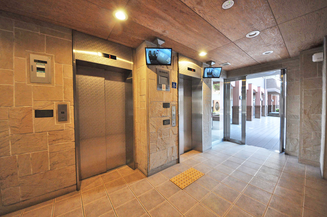 エレベーターホール