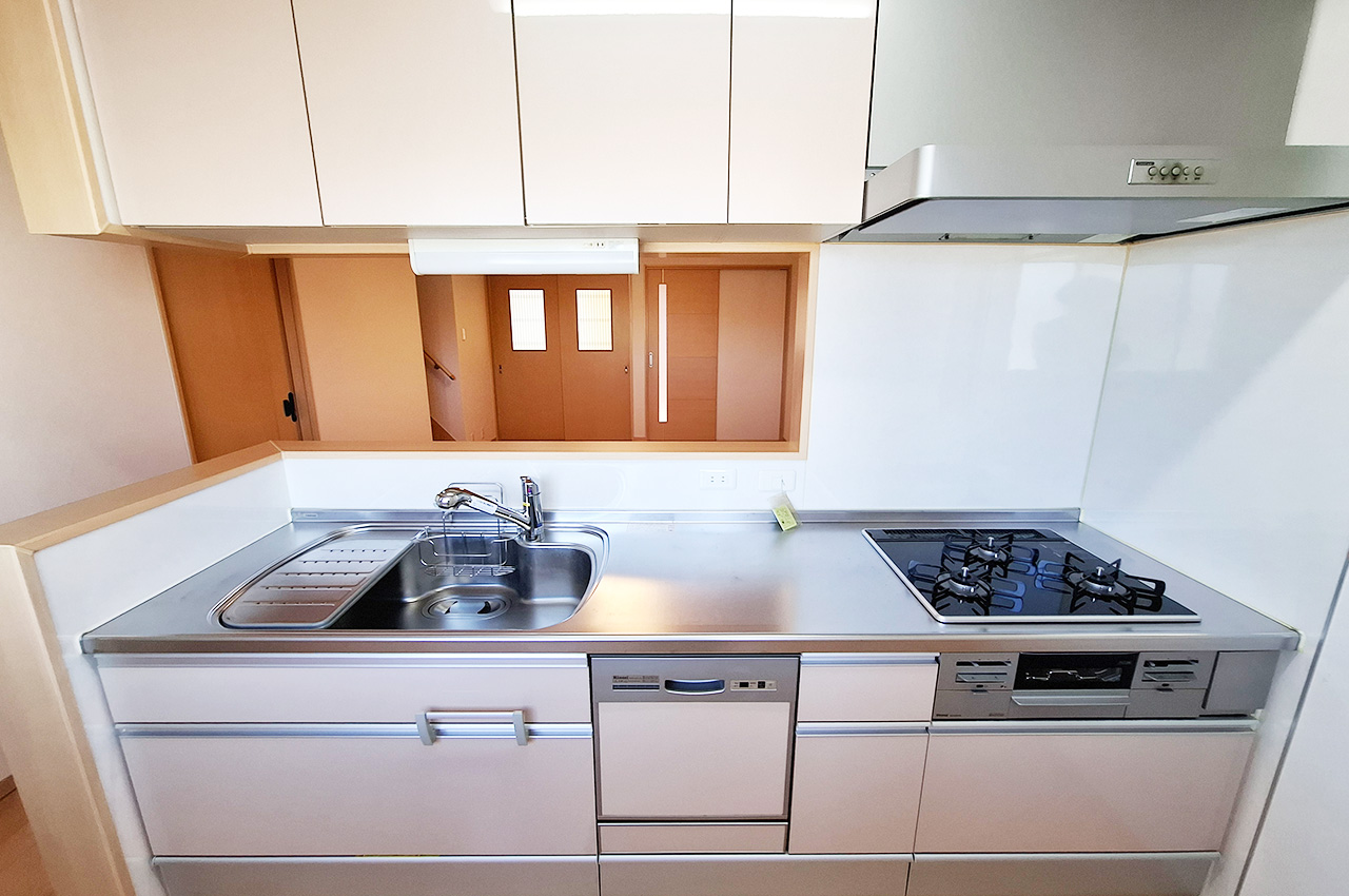 キッチン:ガスコンロを新調済み。