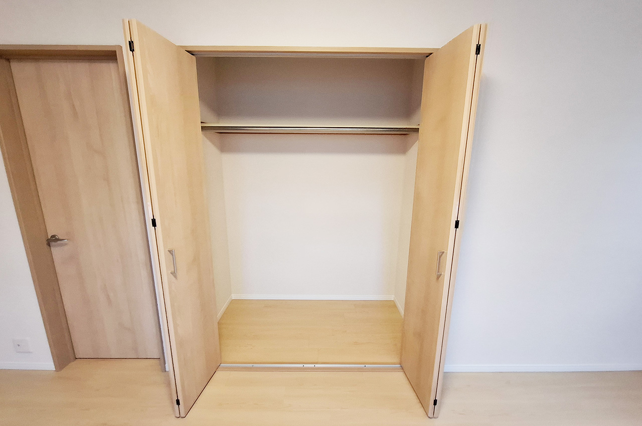 洋室③約9帖：クローゼット付き。