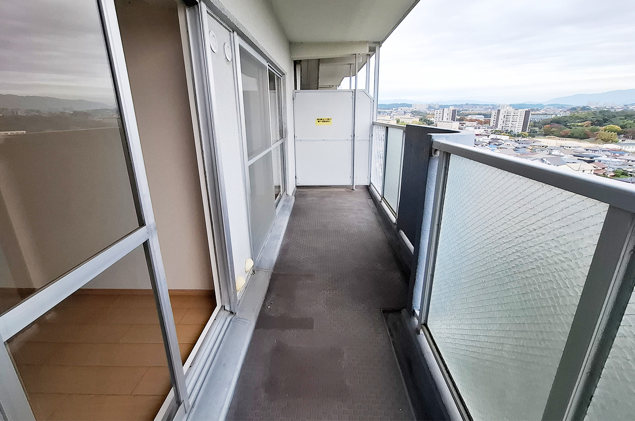 バルコニー:南向きで日当り良好です。