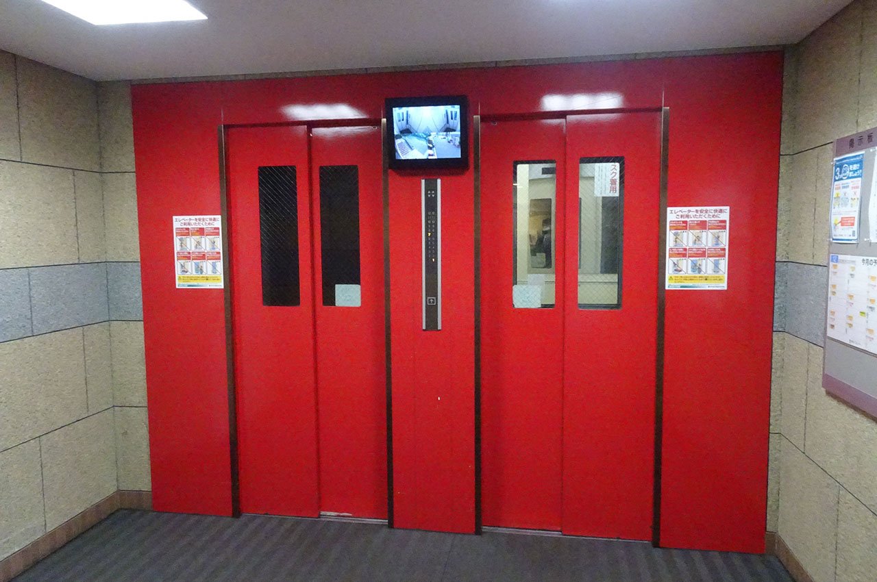 エレベーター