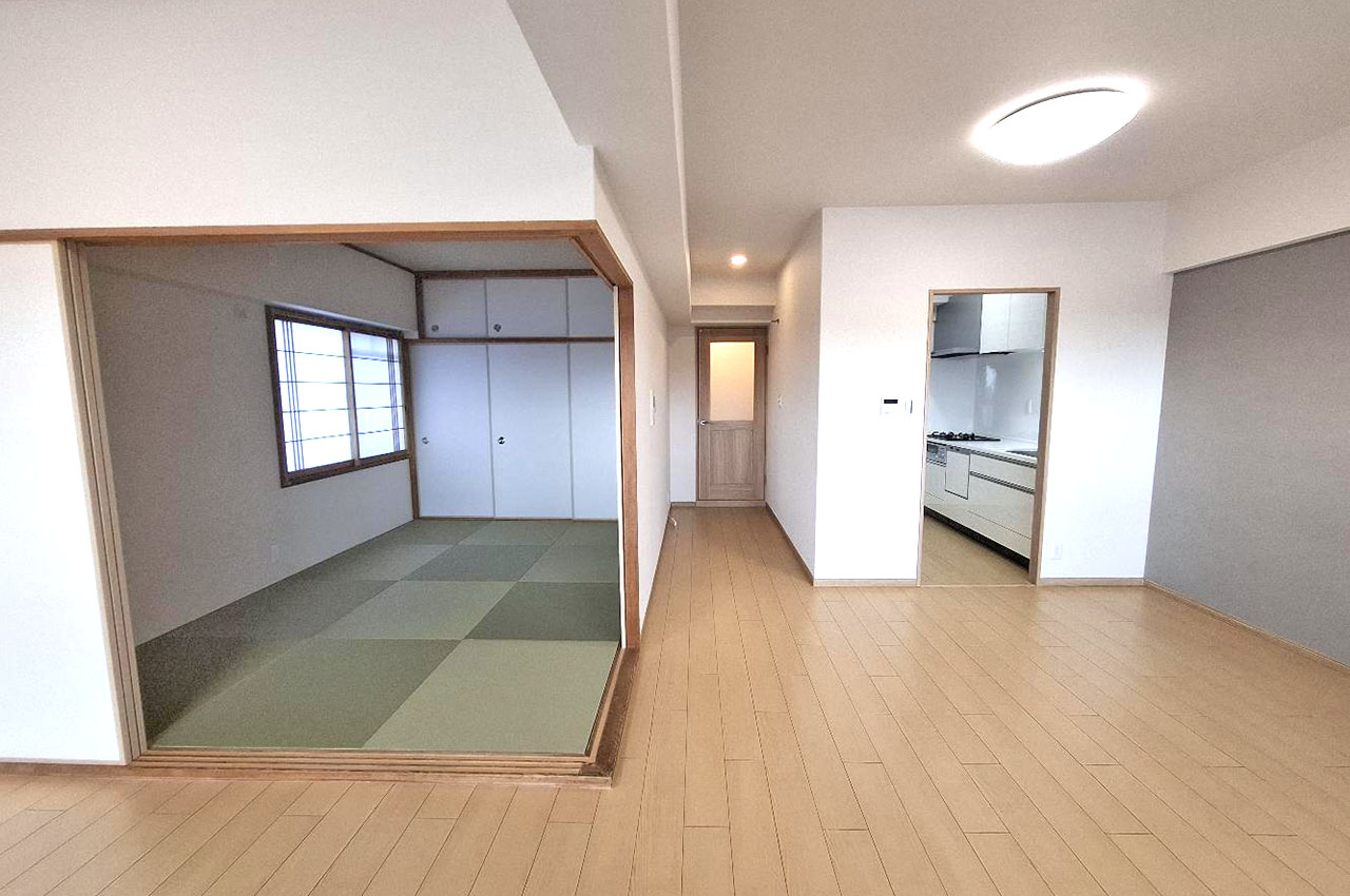 和室と続間になった使いやすいリビングダイニングです。