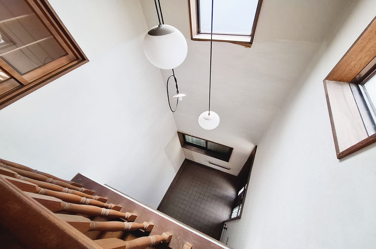 2Fホール：吹抜