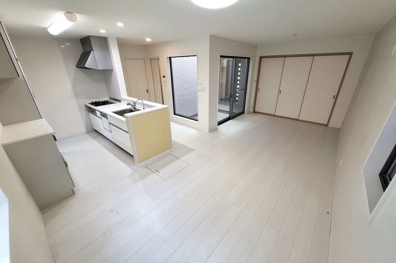 LDK（クロス貼替え予定）