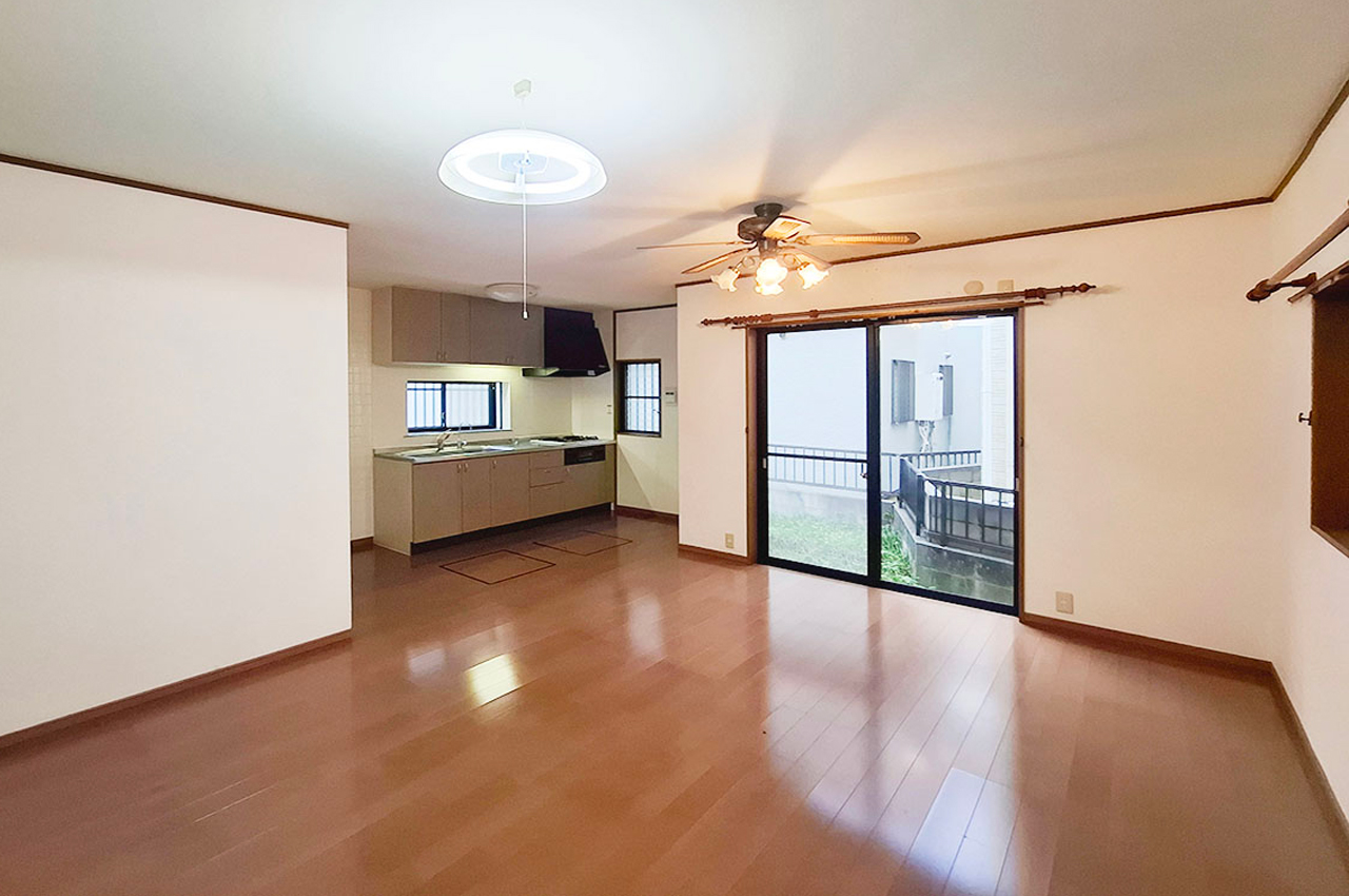 LDK(照明器具撤去予定)