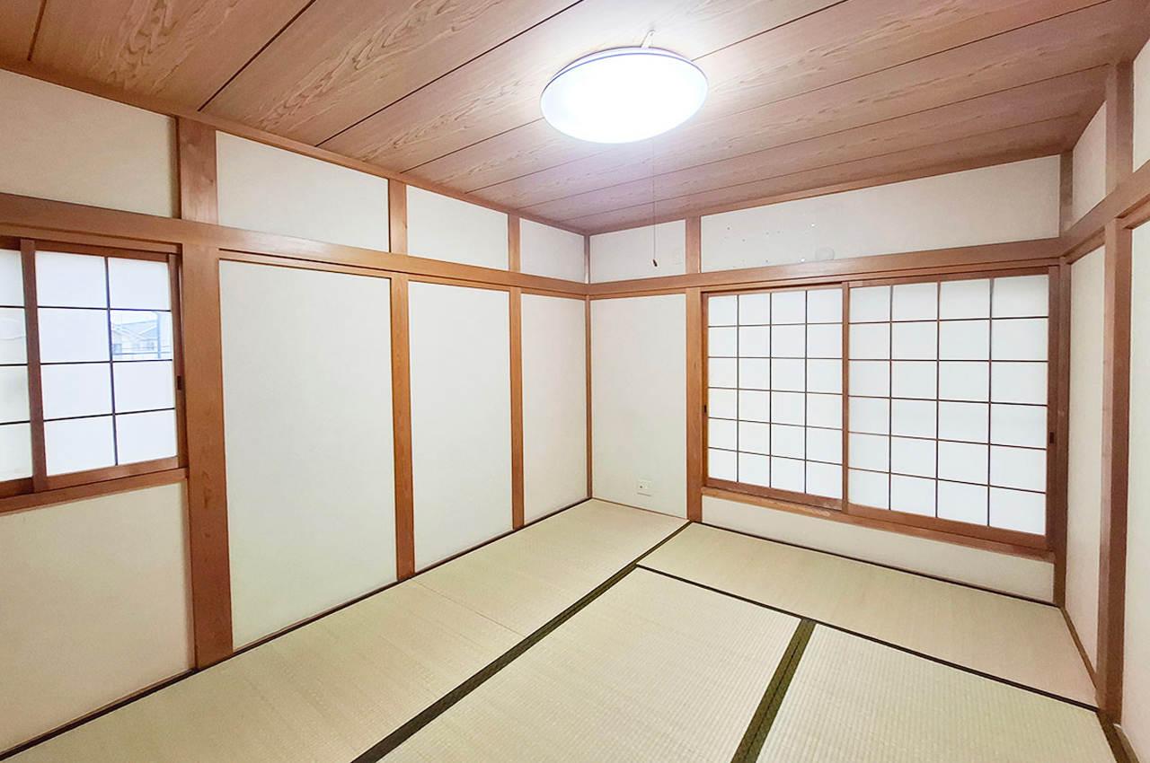 和室②(照明器具撤去予定)