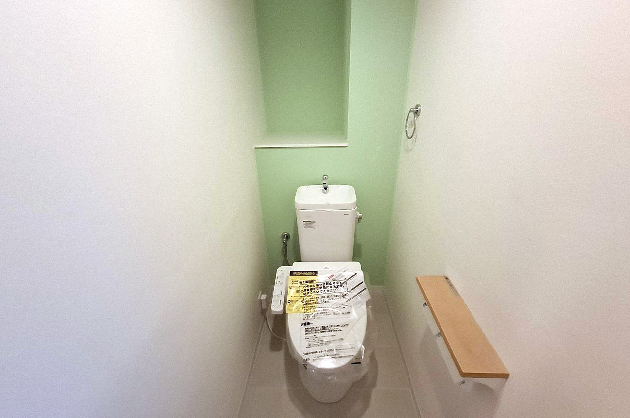 トイレ:便器・温水洗浄便座新調