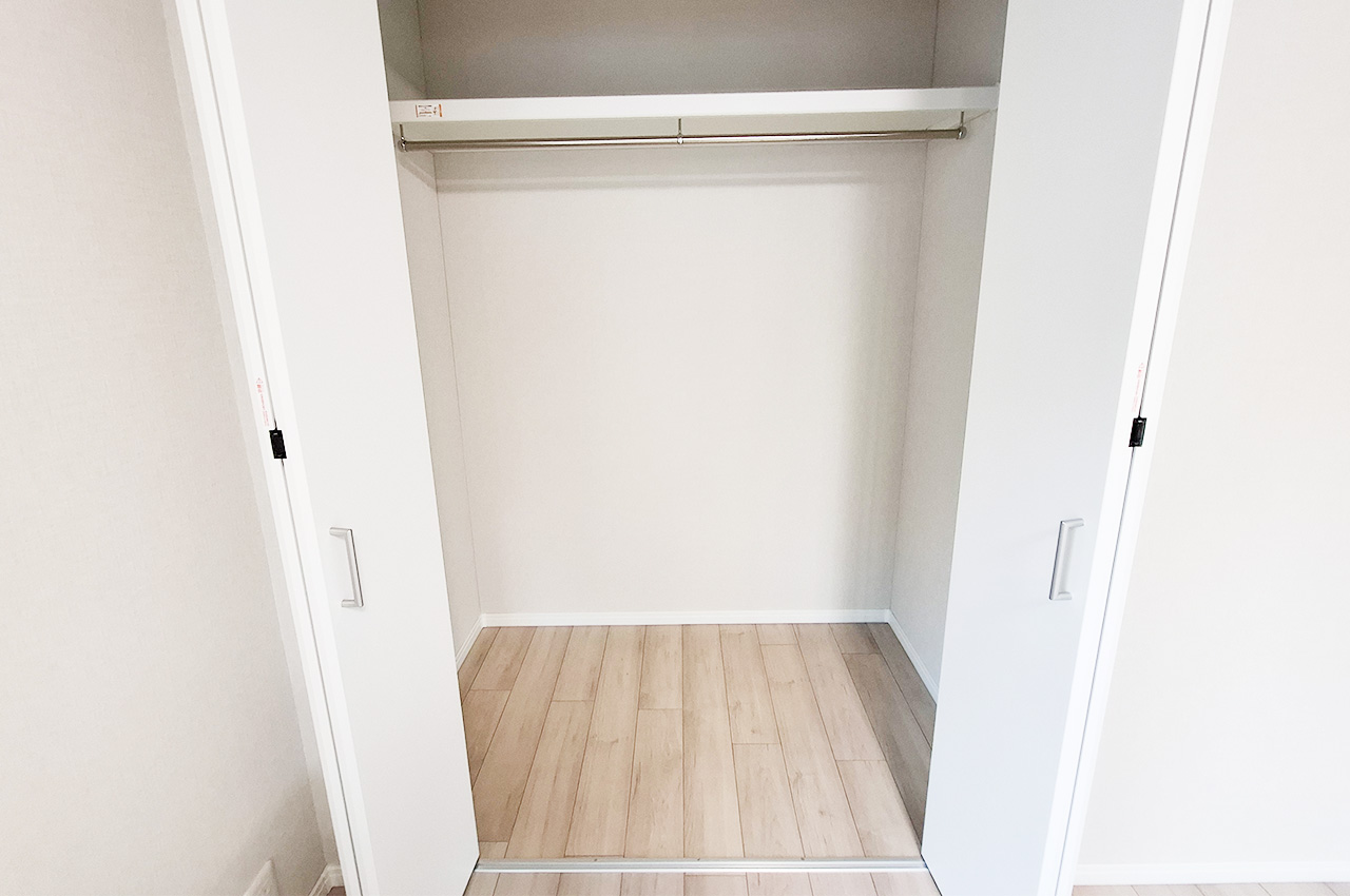 リビング内クローゼット