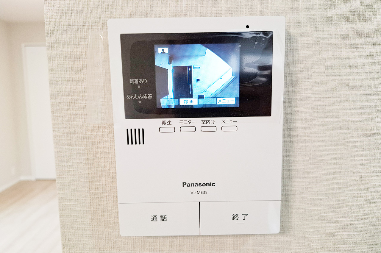 モニター付きインターホンを新調済み。