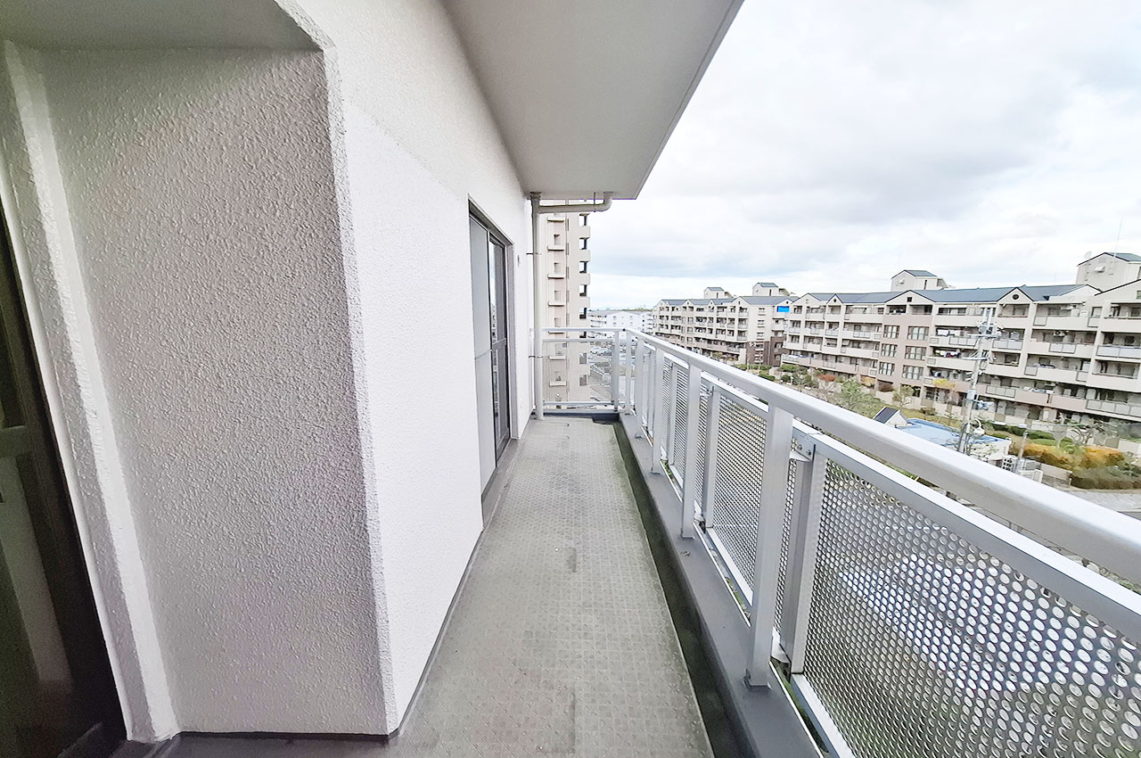 バルコニー:洋室①②側