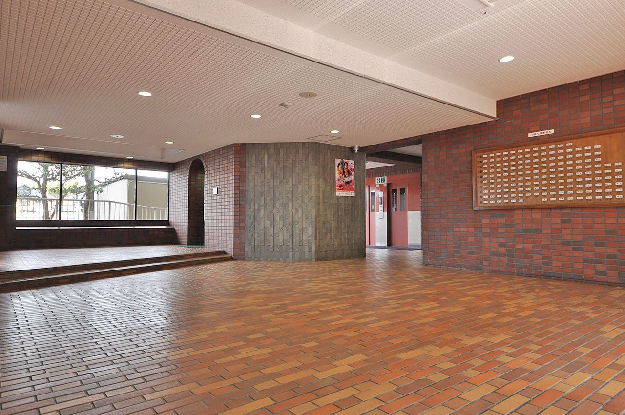 エントランスホール