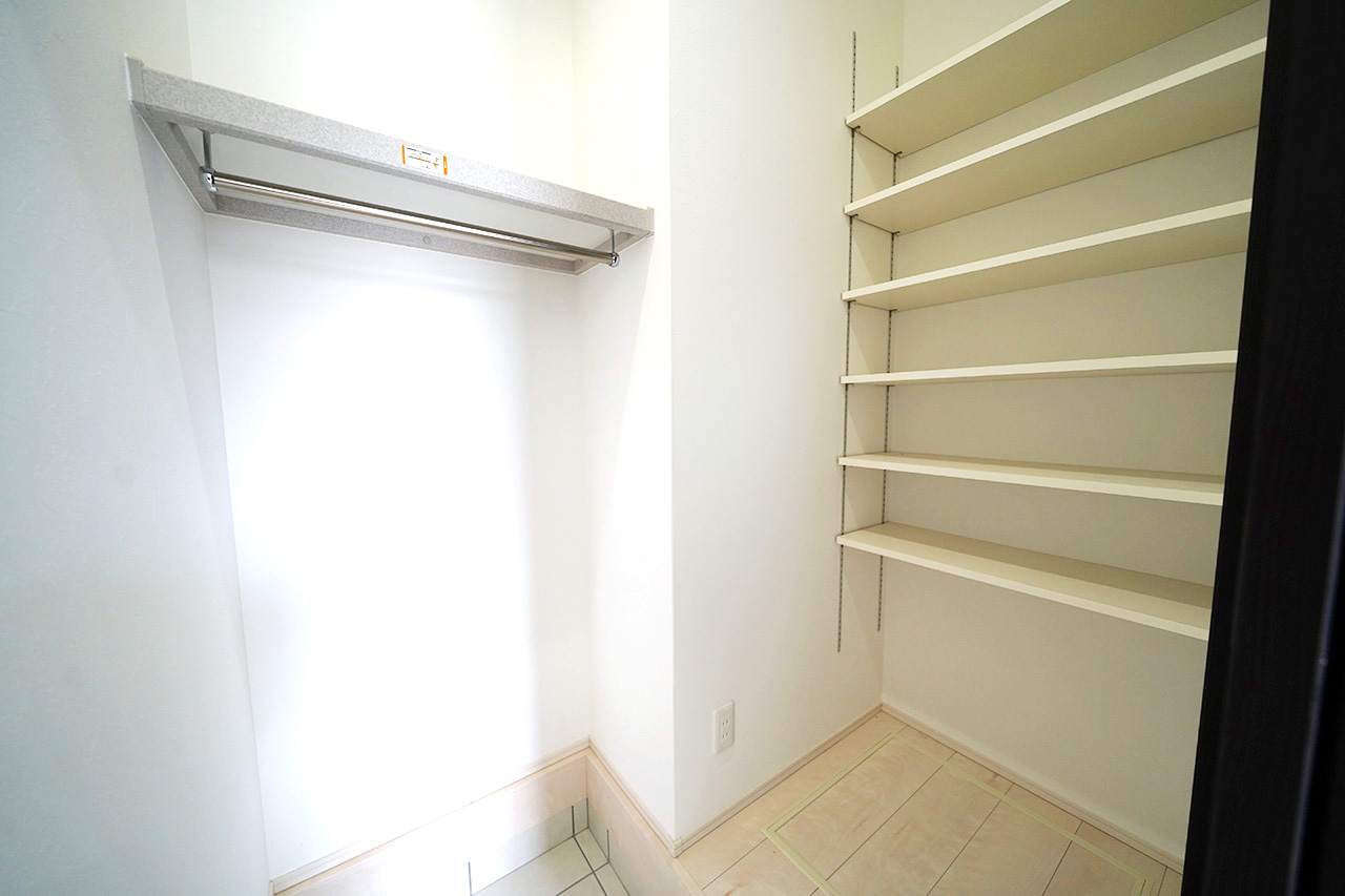 シューズクローク