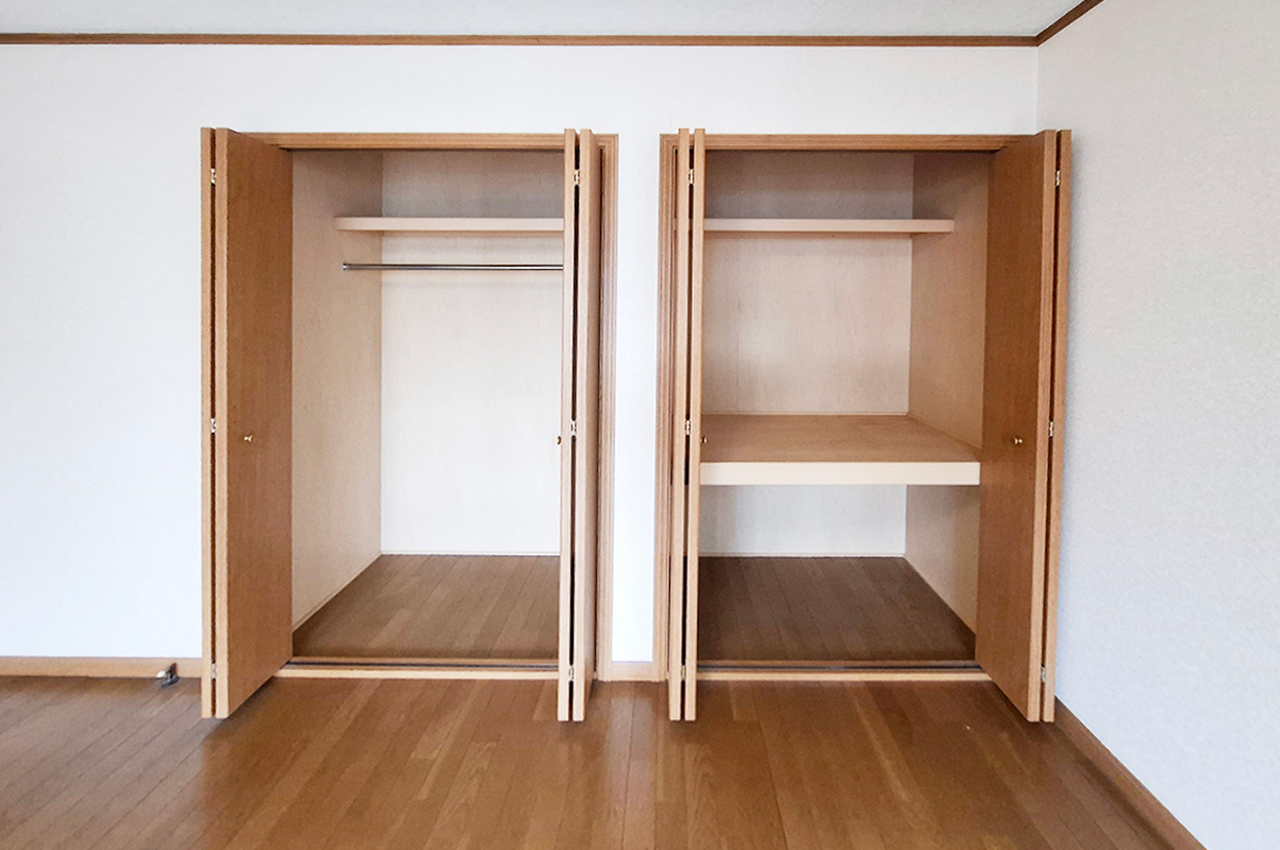 洋室1:クローゼット&物入