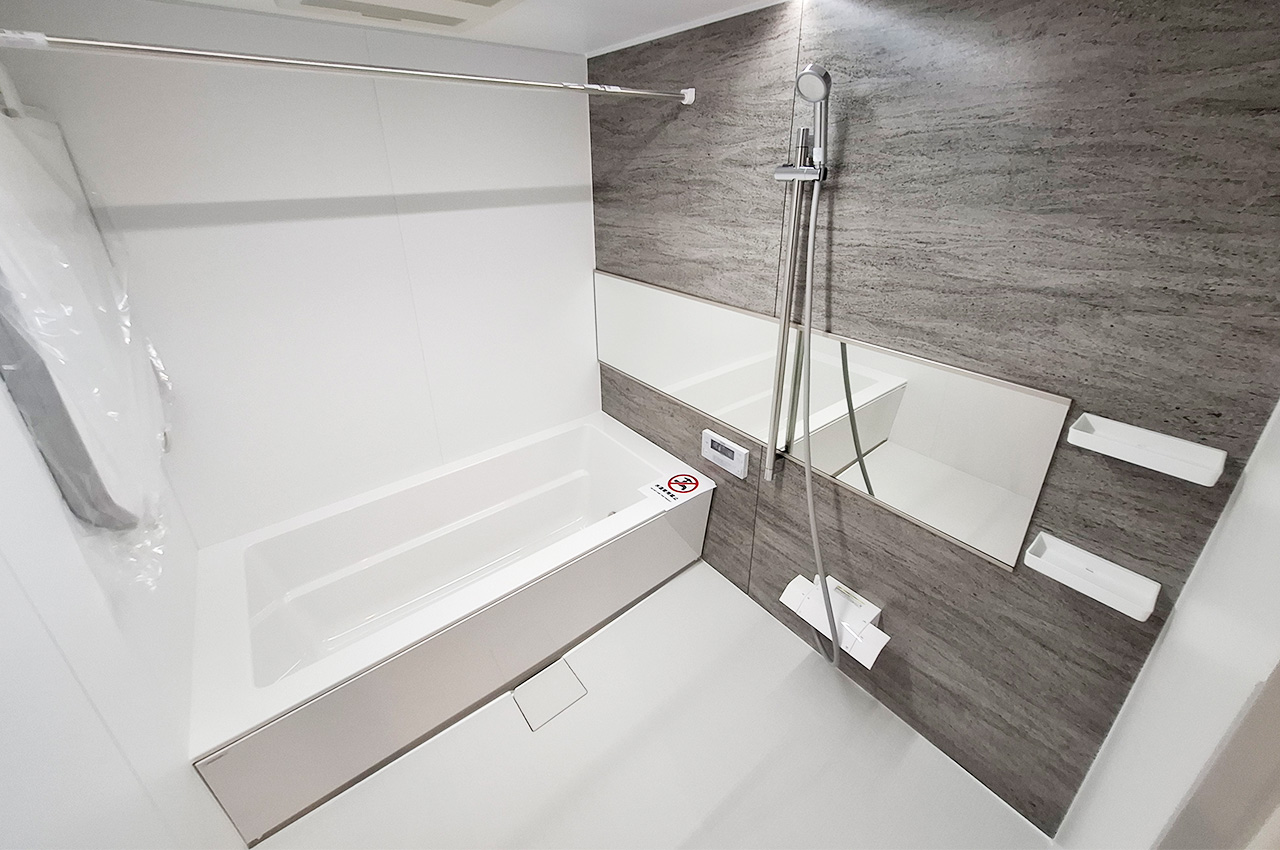 バスルーム：システムバス・浴室乾燥機を新調済み。