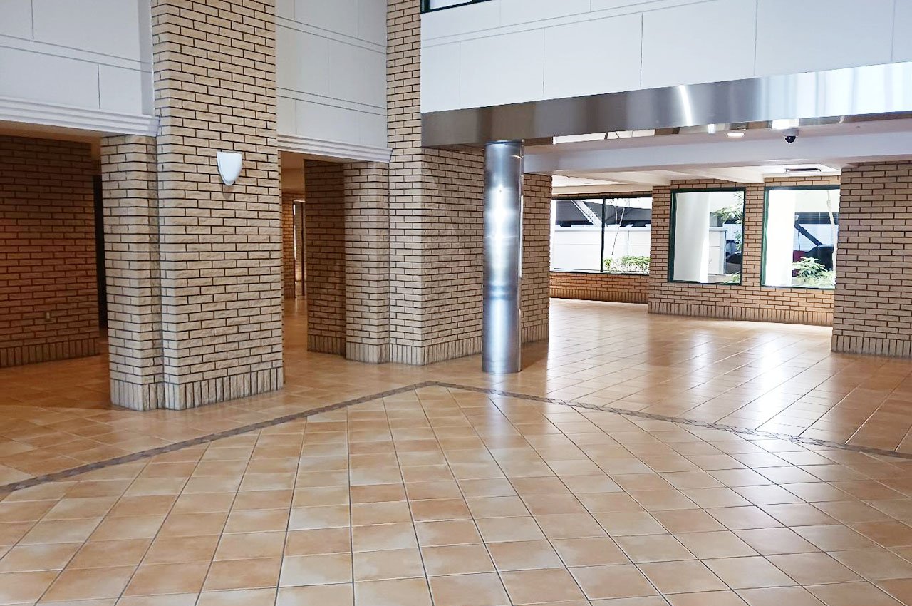 エントランスホール