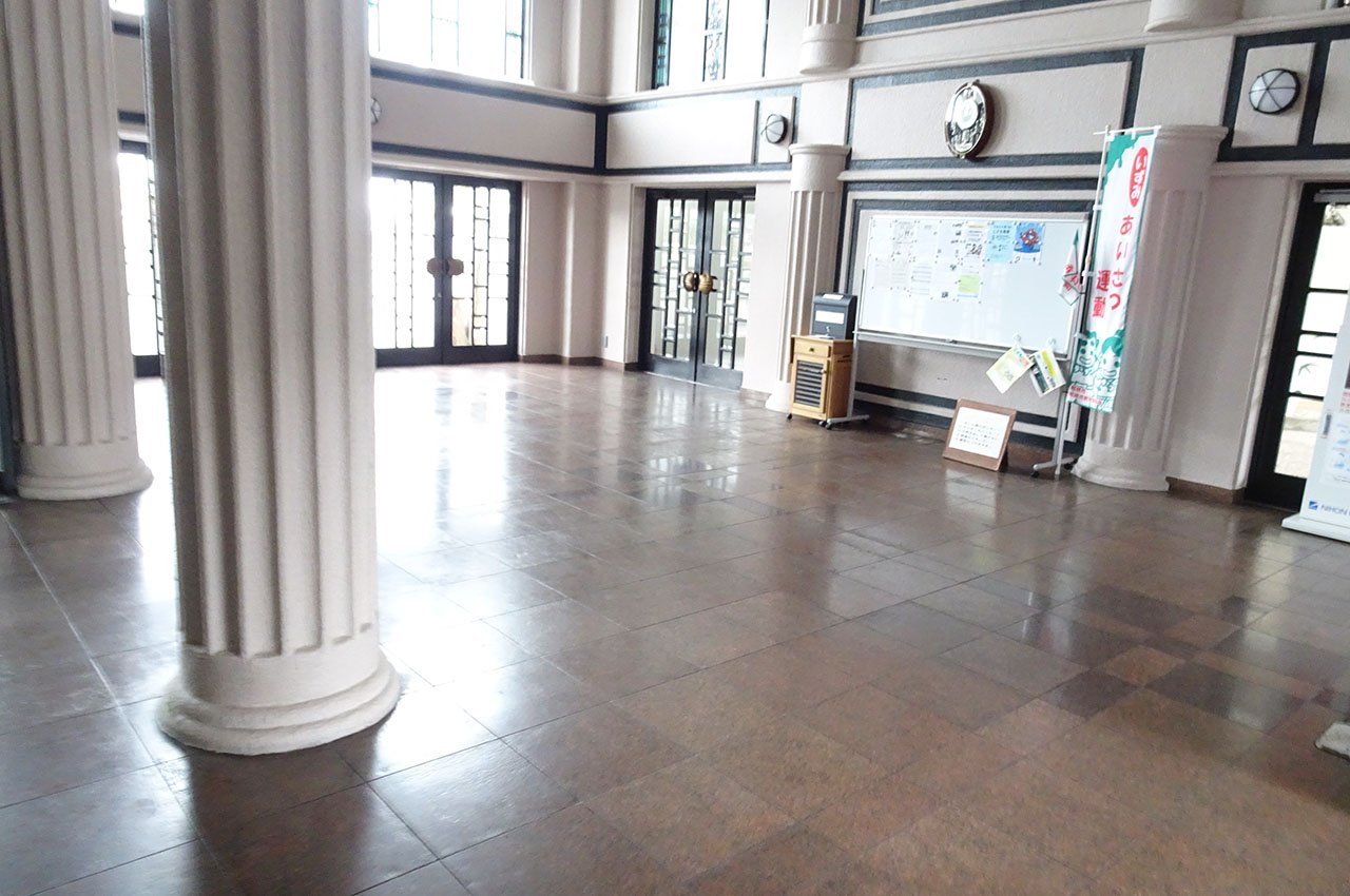 エントランスホール