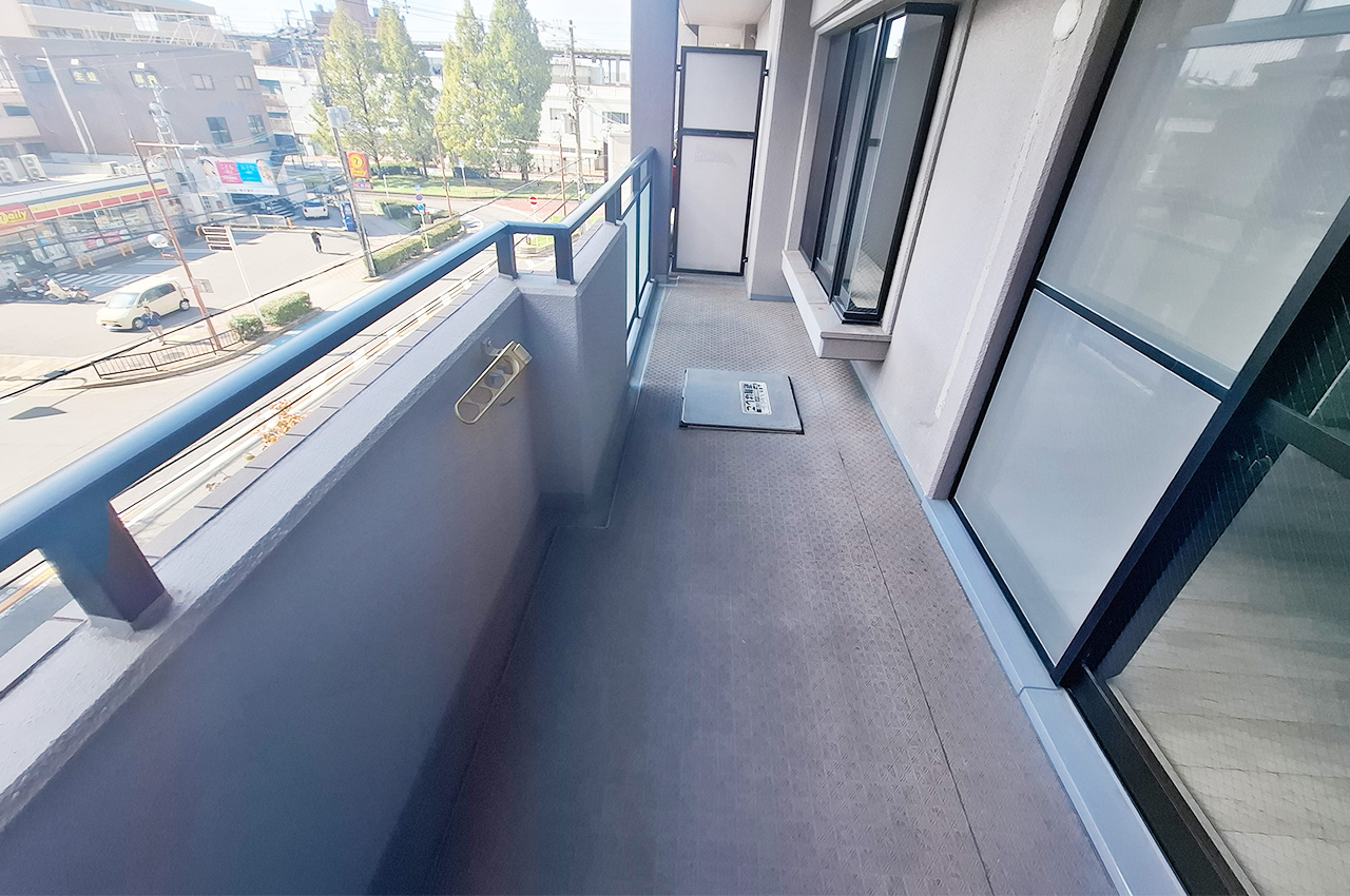 バルコニー：LDK側