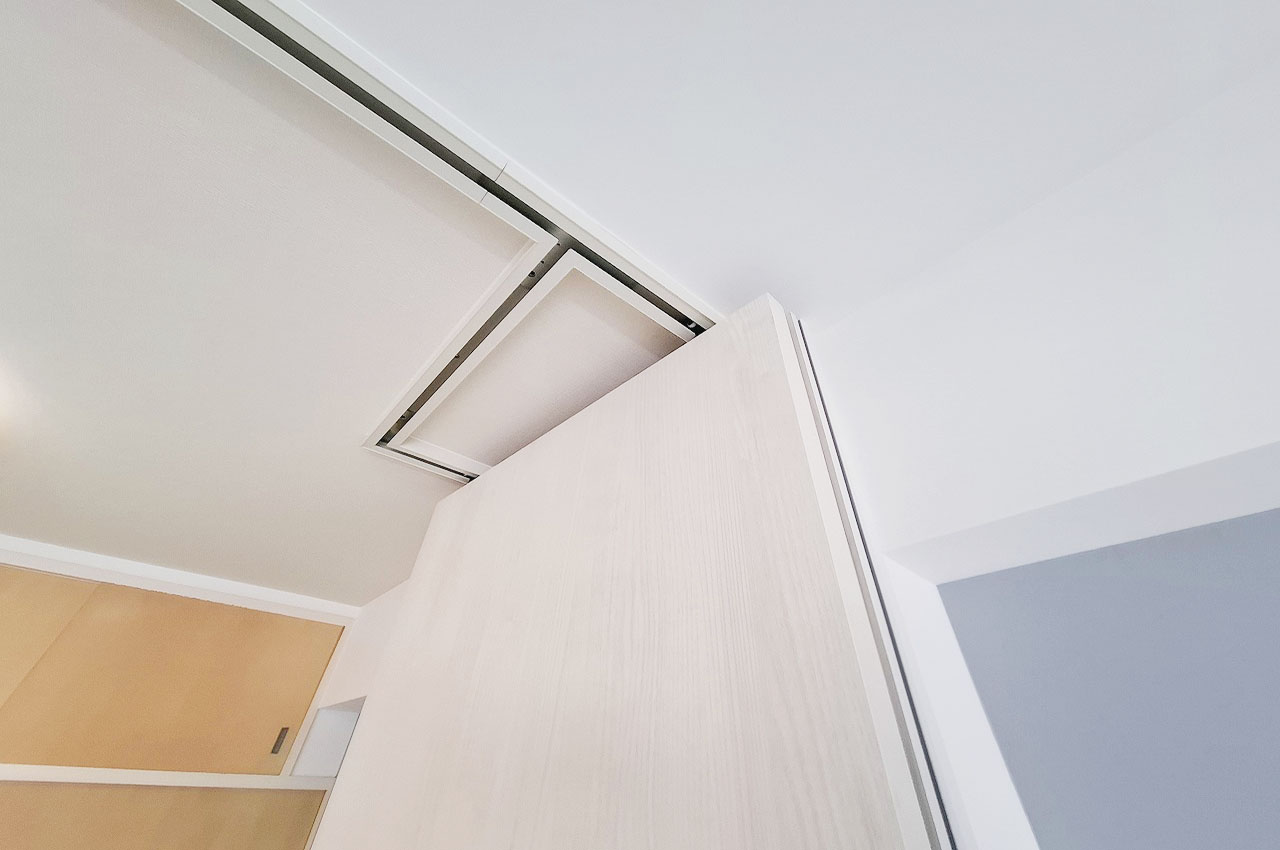 タタミコーナーの可動間仕切り