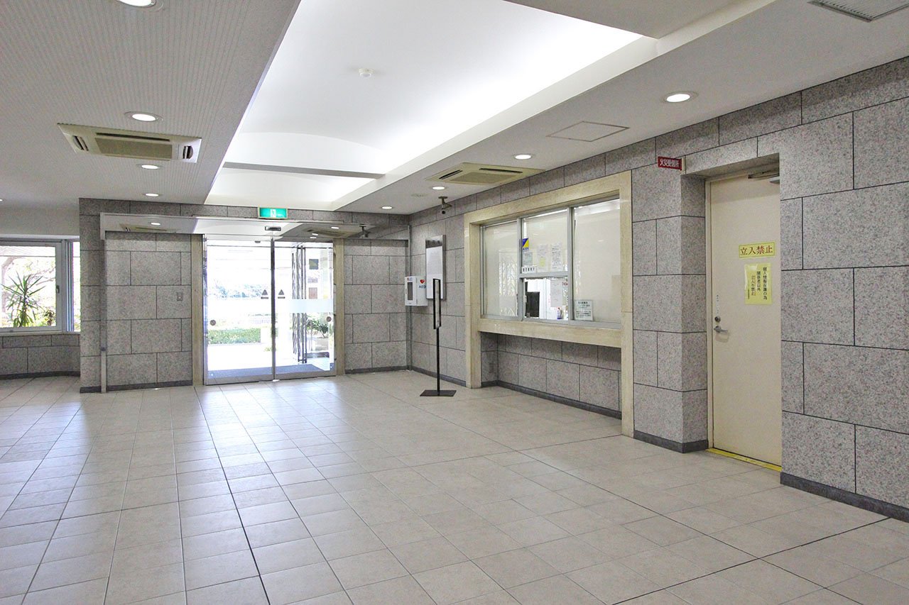 エントランスホール