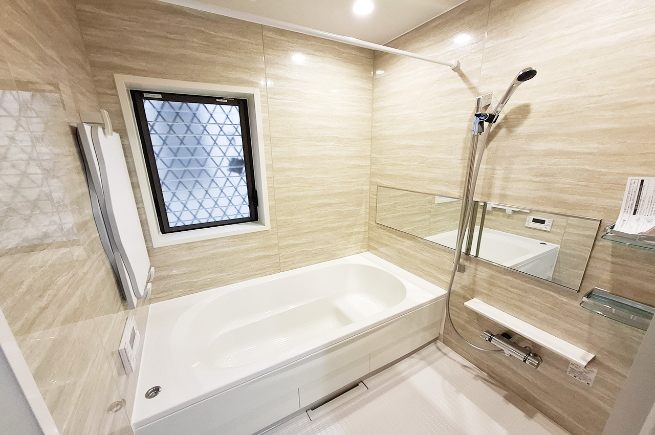 バスルーム:システムバス・浴室乾燥機を新調済み。