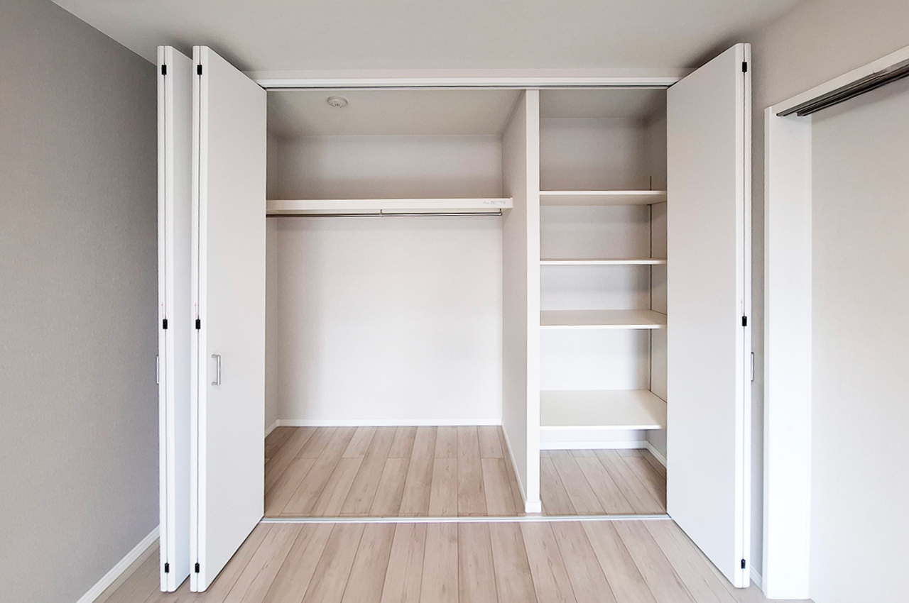 洋室3クローゼット:新調済み。