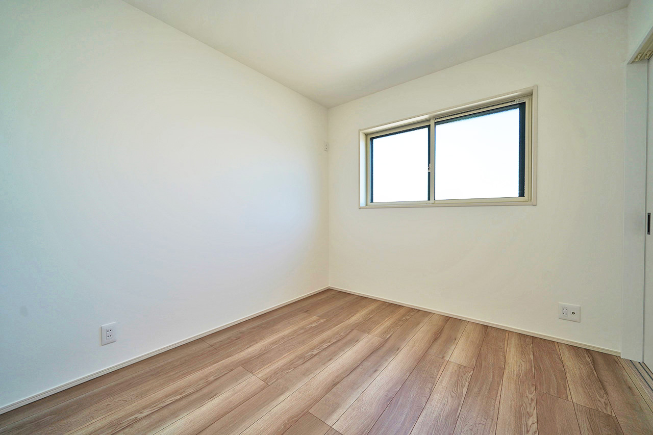 5.64帖の洋室(2)。子ども部屋やワークスペースにもぴったり。