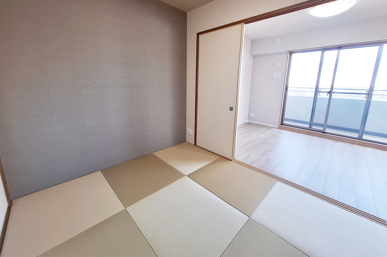 和室:クロスや襖、半帖畳を新調するなどリフォーム済み。