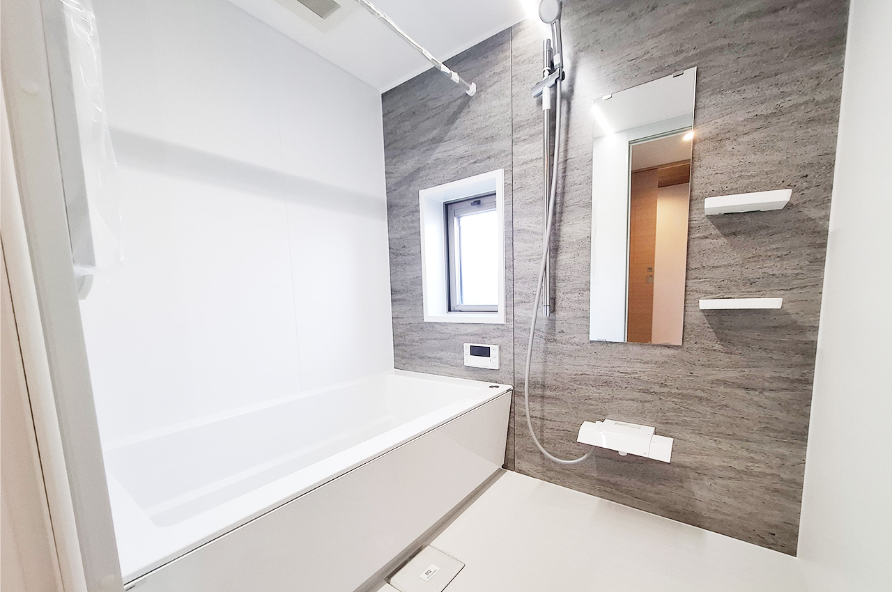 バスルーム:システムバス・浴室乾燥機を新調済み。