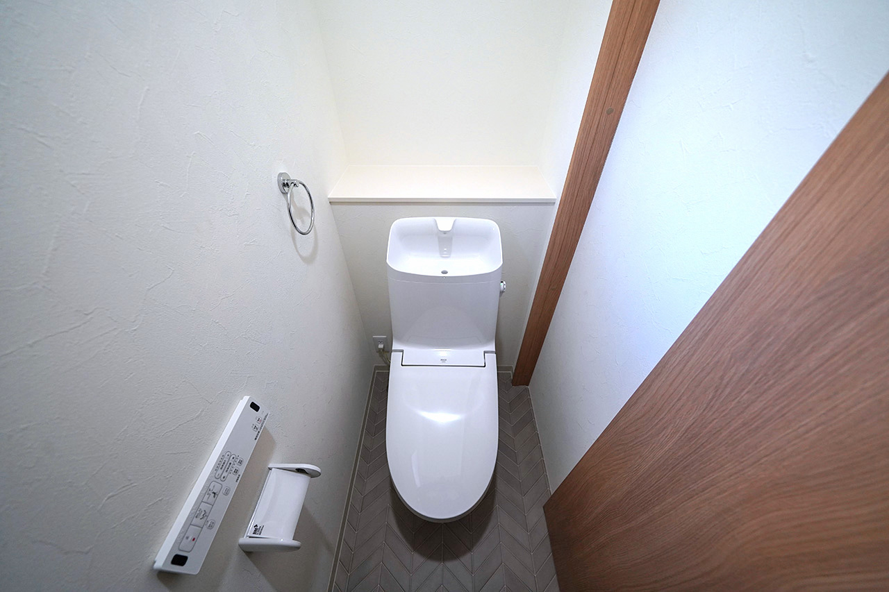 2階トイレ