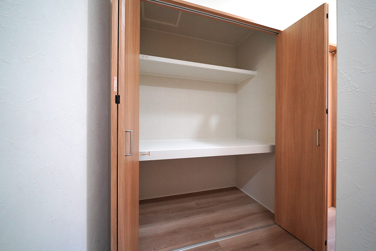 ファミリークロゼット(2階ホール)