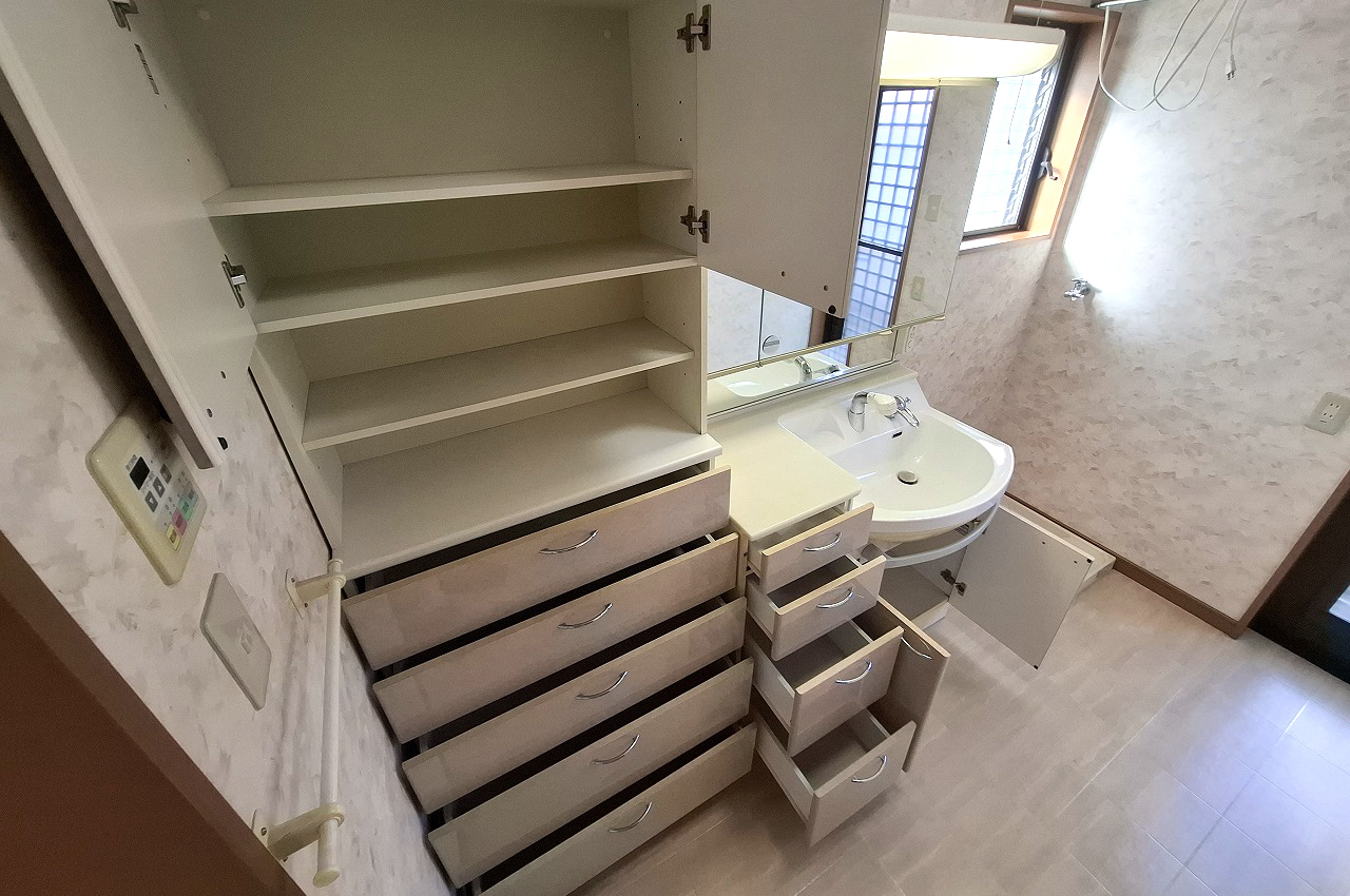 洗面台・キャビネット収納