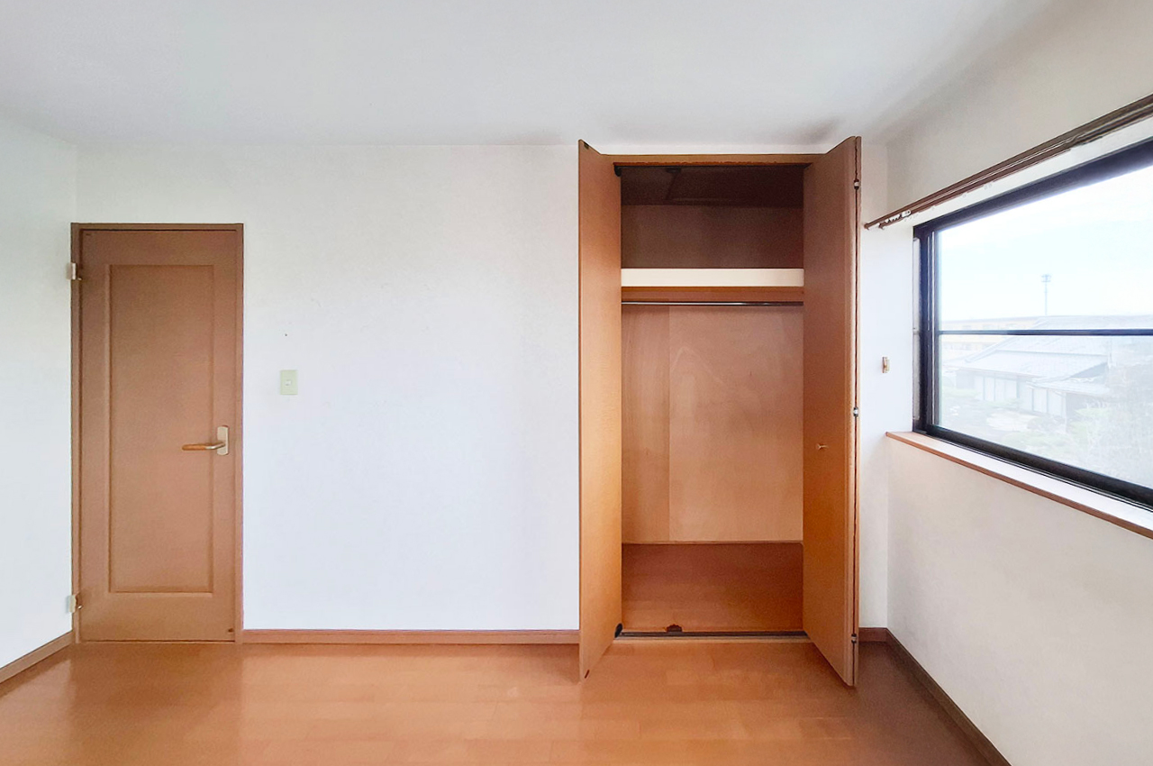 洋室①クローゼット