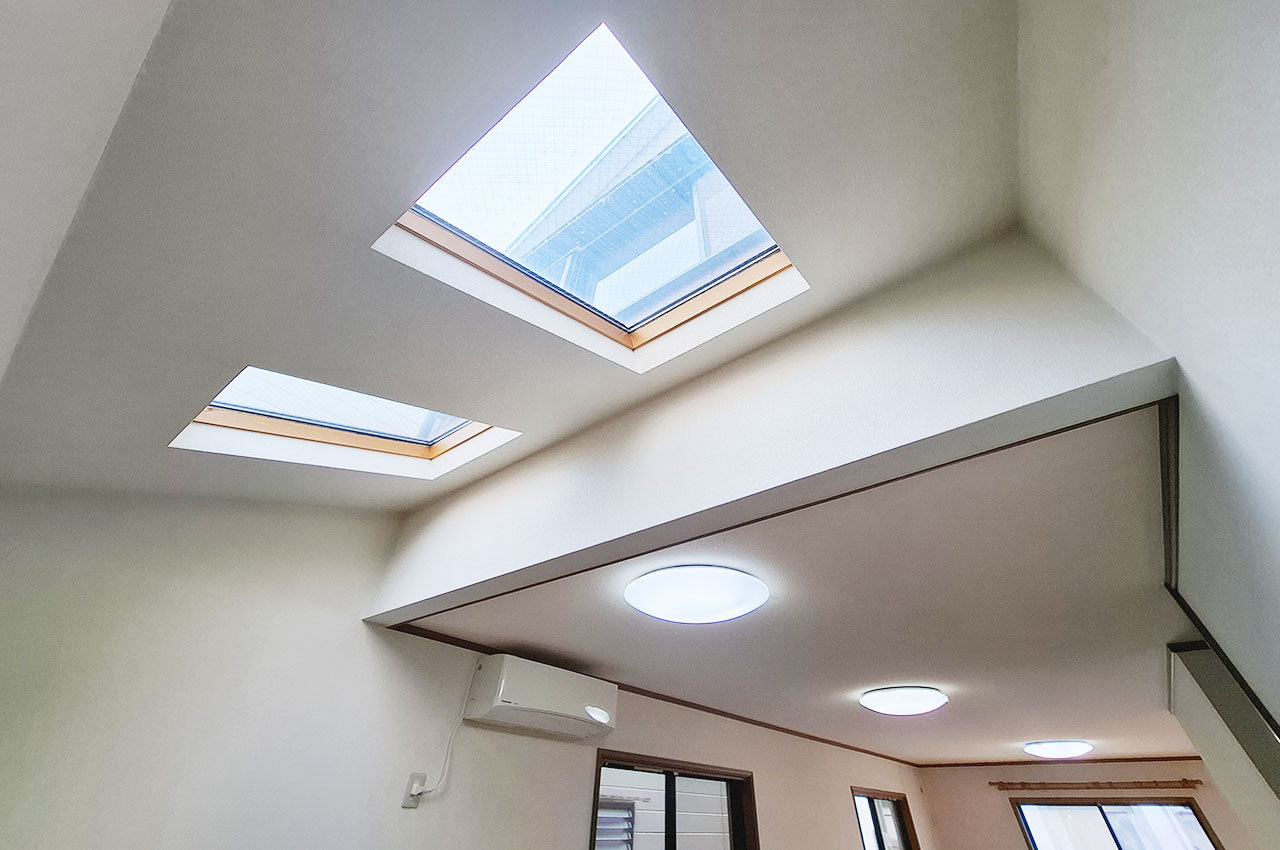 ダイニング天窓