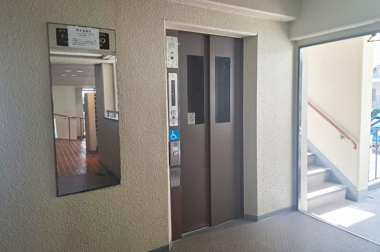 エレベーターホール