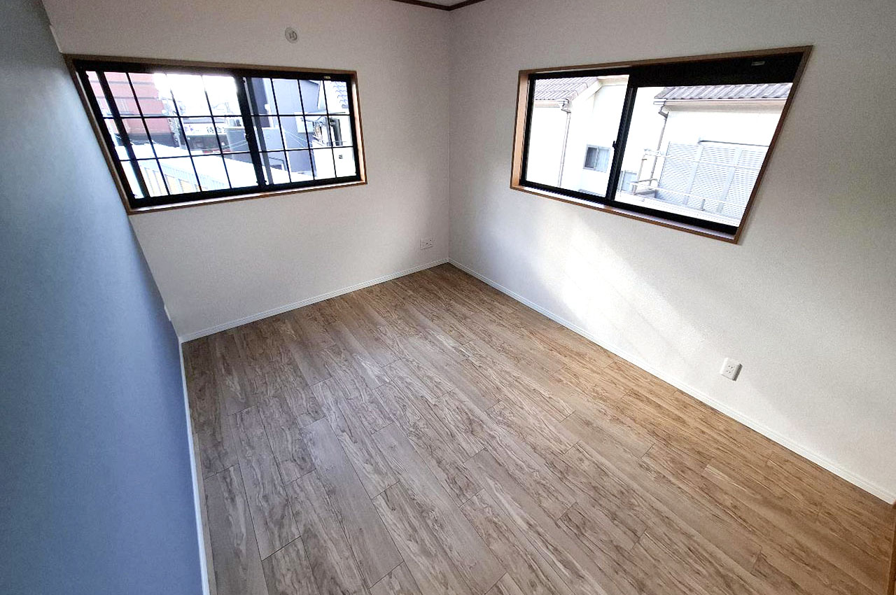 洋室②も、クロス貼替えなどのリフォームできれいに生まれ変わりました。