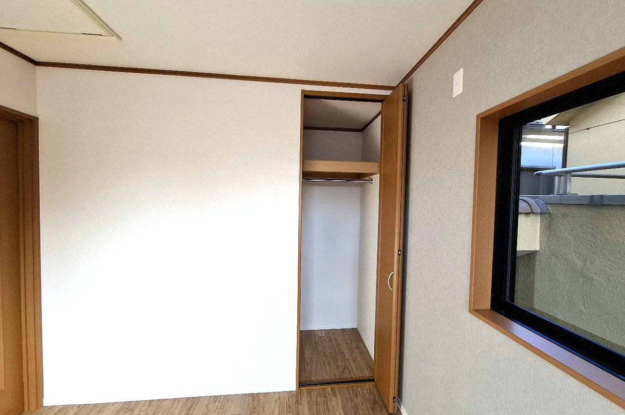 洋室③クローゼット。
