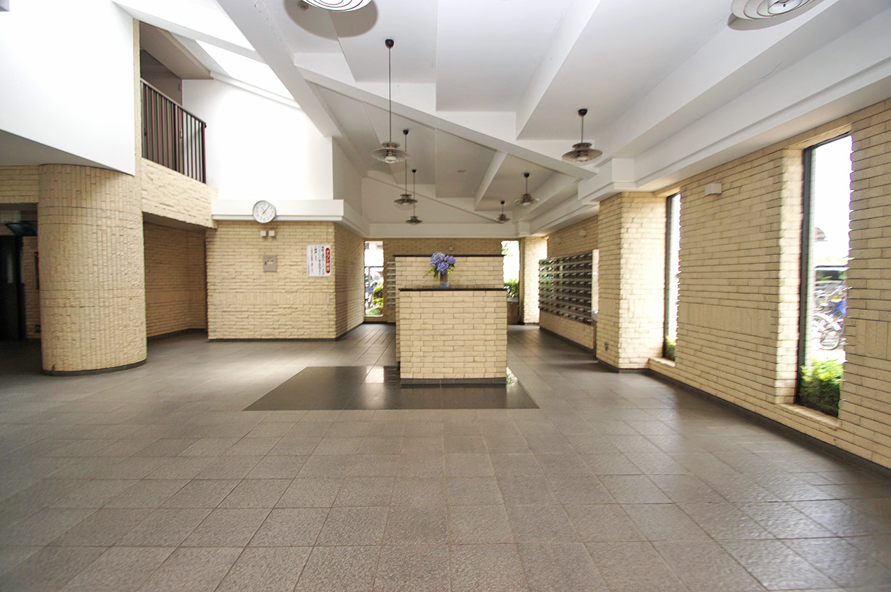 エントランスホール