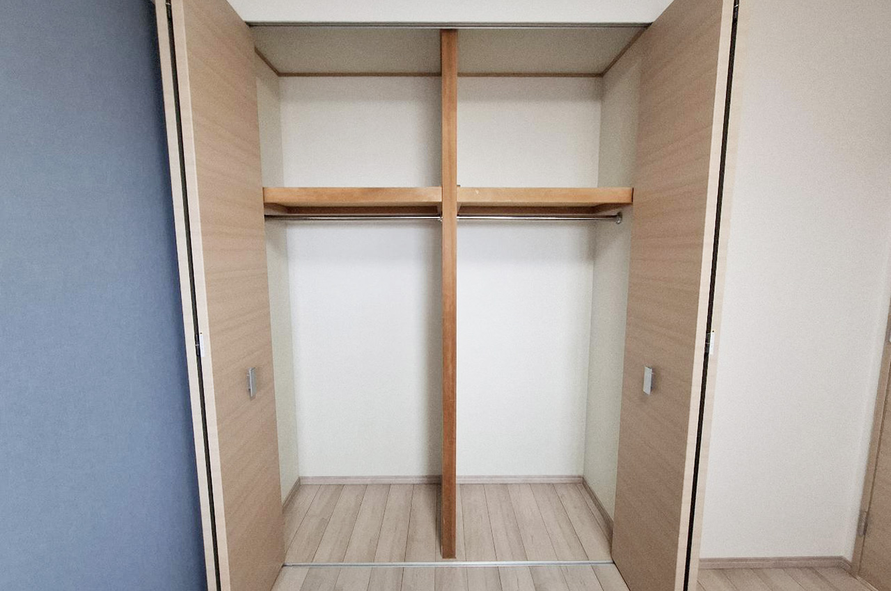 洋室②クローゼット