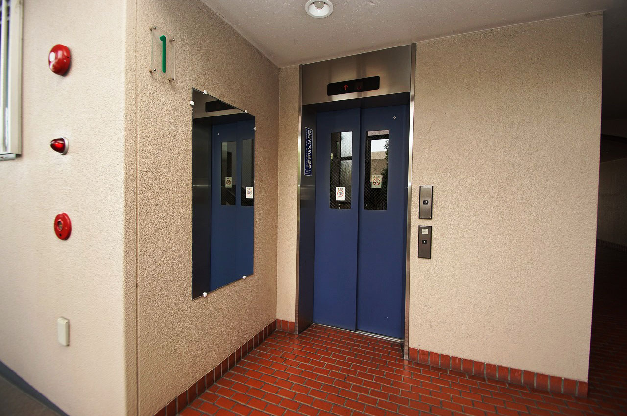 apartment 三宅西４丁目