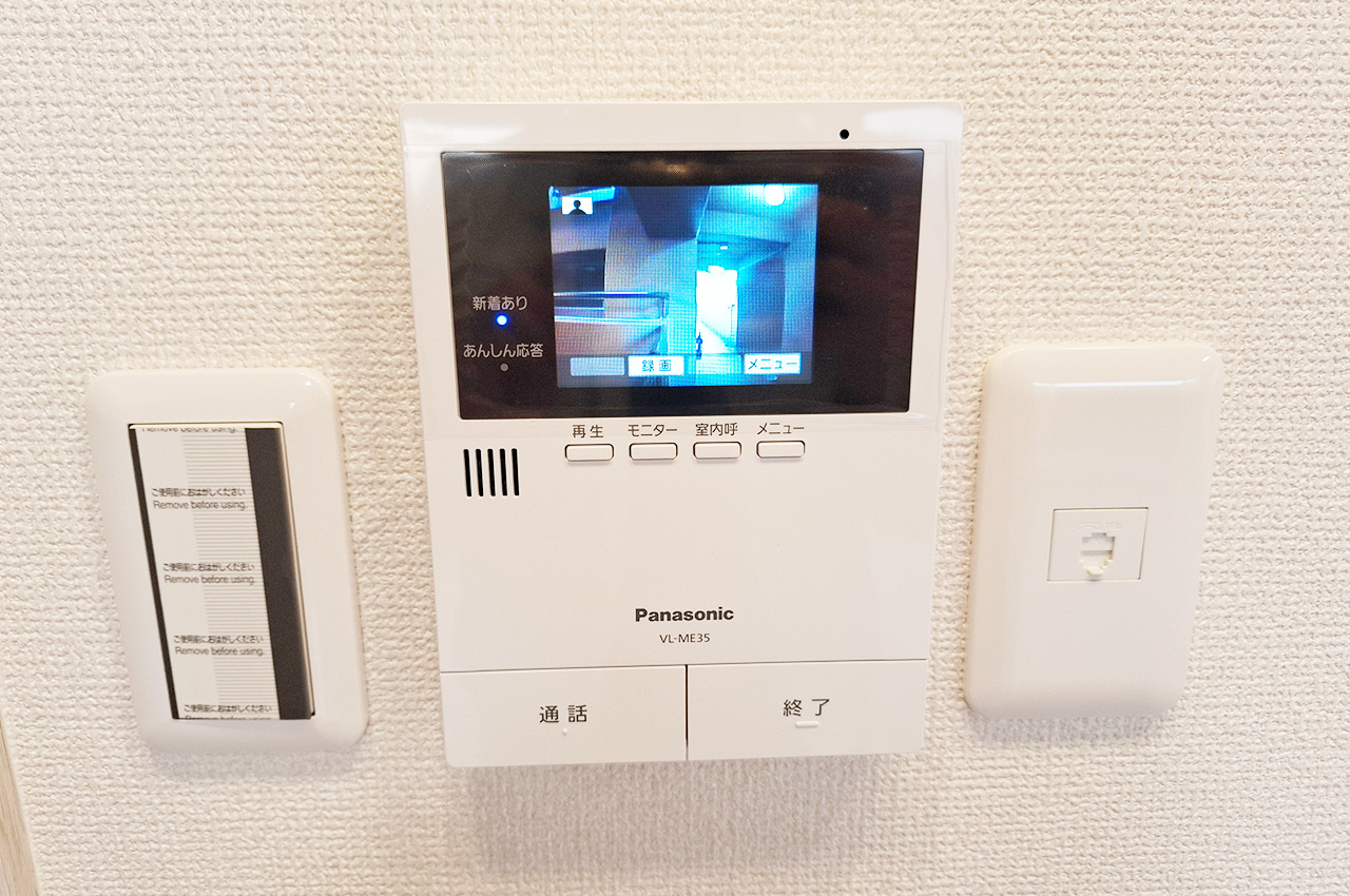 モニター付きインターホンを新調済み。