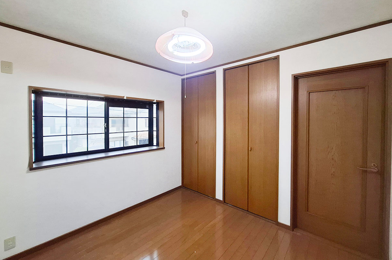 洋室①（照明器具撤去予定）