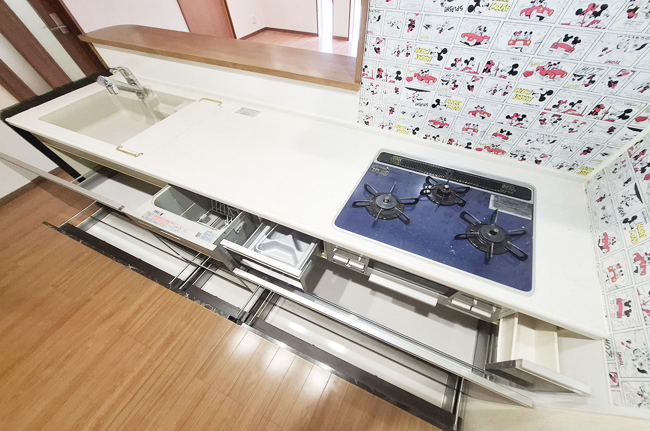 キッチン：収納